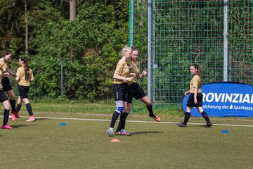 Bild 19 - B-Juniorinnen Pokalfinale SV Henstedt Ulzburg - SG Holstein Sued : 2:0